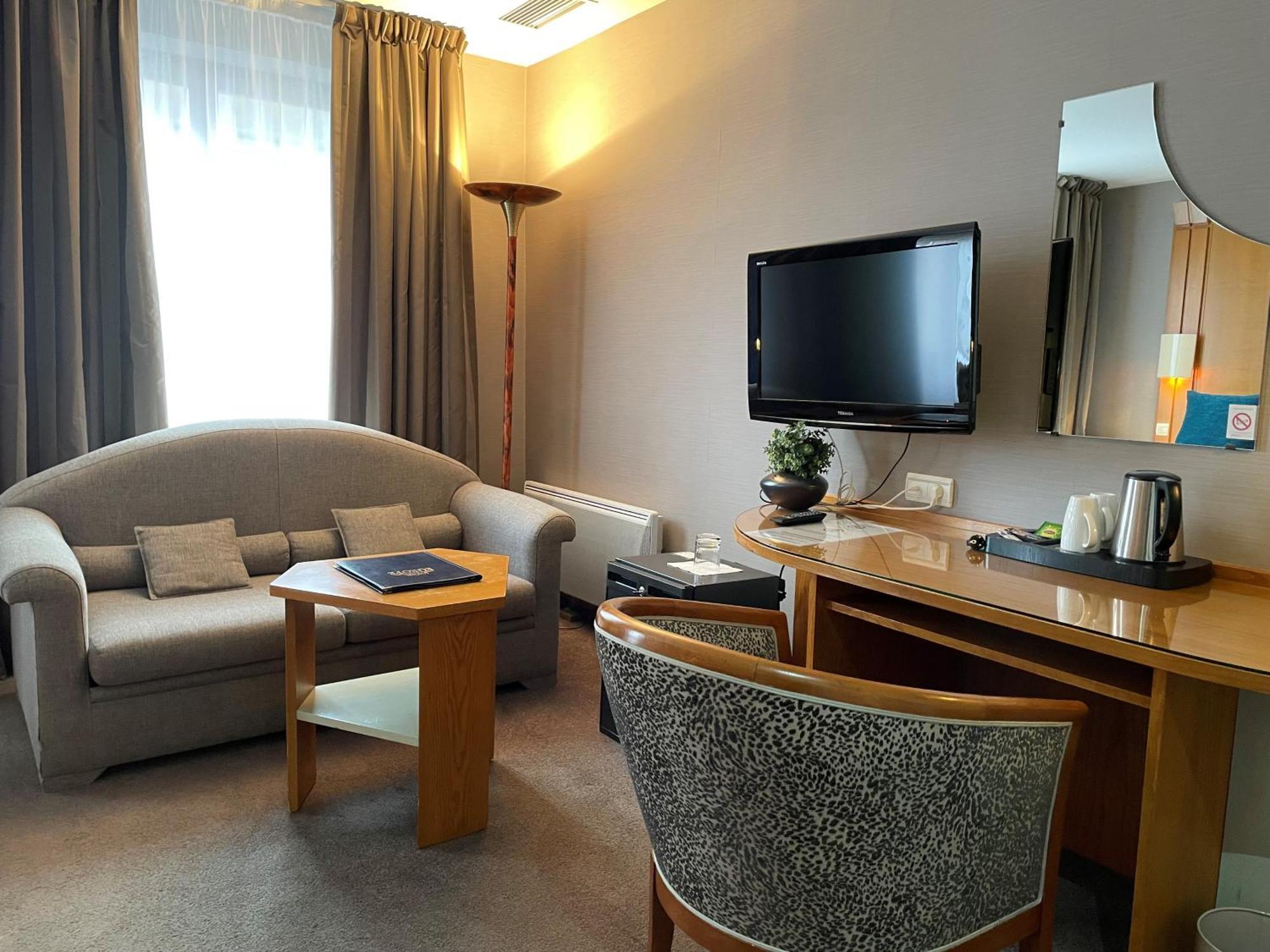 Hotel Europe Saverne Bagian luar foto
